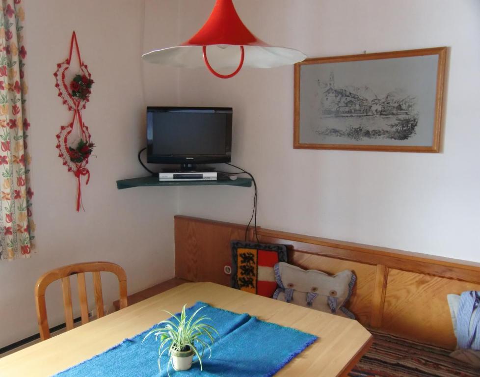 Zimmer Und Ferienwohnungen "Heidis Welt" Podlanig Hermagor-Pressegger See Szoba fotó